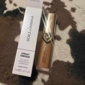 NWT Dolce & Gabbana Everlast Concealer - Medium Deep - Shade 31